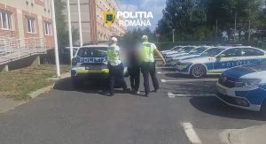 CONSTANȚA: Beat și fără permis a produs un accident. Șoferul a fost reținut